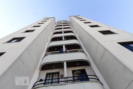 Apartamento para alugar com 60m², 2 quartos e 1 vagaFachada