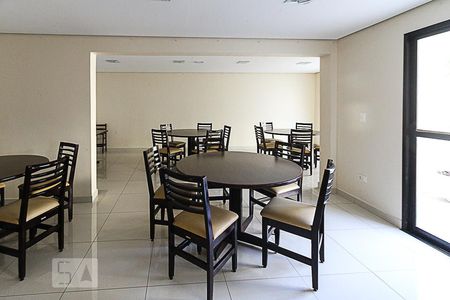 Apartamento para alugar com 60m², 2 quartos e 1 vagaÁrea comum - Salão de festas