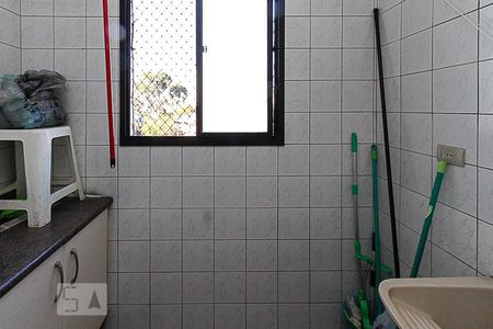 Apartamento para alugar com 60m², 2 quartos e 1 vagaÁrea de Serviço