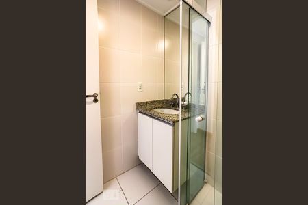 Apartamento à venda com 65m², 2 quartos e 1 vagaBanheiro Social