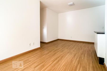 Sala de apartamento à venda com 2 quartos, 65m² em Jardim Flor da Montanha, Guarulhos