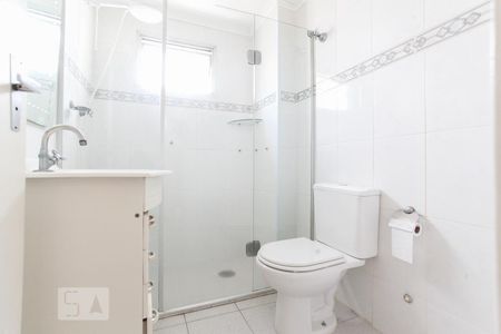 Banheiro  de apartamento para alugar com 1 quarto, 60m² em Vila Guarani (z Sul), São Paulo