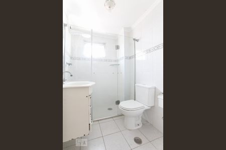 Banheiro  de apartamento para alugar com 1 quarto, 60m² em Vila Guarani (z Sul), São Paulo