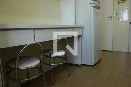 Apartamento para alugar com 97m², 1 quarto e 1 vagaCozinha - Armários
