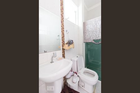 Casa à venda com 541m², 5 quartos e 5 vagas Casa à venda com 541m², 5 quartos e 5 vagasBanheiro da Piscina