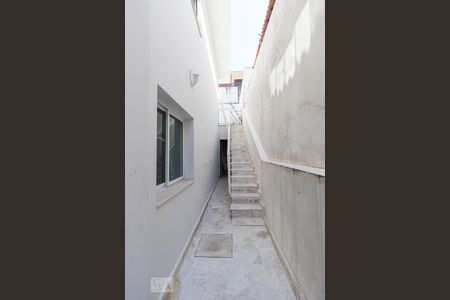 Casa à venda com 541m², 5 quartos e 5 vagas Casa à venda com 541m², 5 quartos e 5 vagasCorredor Da Piscina
