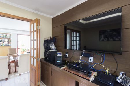 Sala de TV de casa à venda com 5 quartos, 541m² em City América, São Paulo