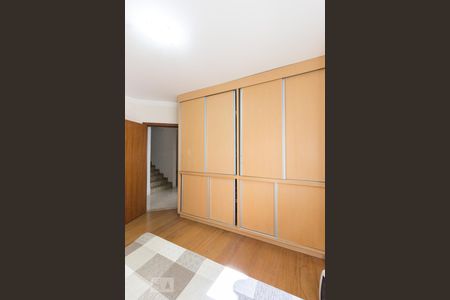 Casa à venda com 541m², 5 quartos e 5 vagas Casa à venda com 541m², 5 quartos e 5 vagasQuarto Suíte 2