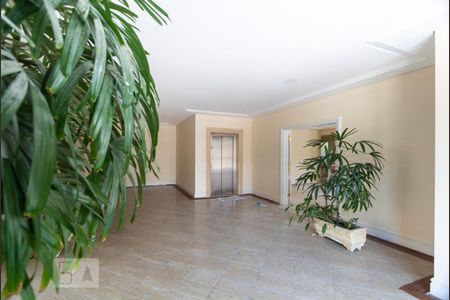 Apartamento para alugar com 108m², 3 quartos e 2 vagasHall social