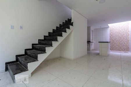 Sala de casa de condomínio para alugar com 2 quartos, 70m² em Jardim Popular, São Paulo