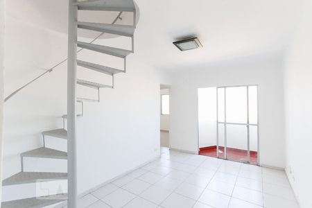 Sala de Apartamento com 2 quartos, 101m² Vila Mascote