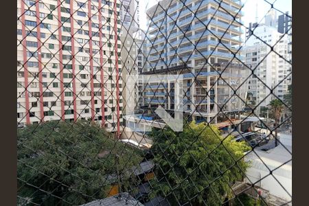 Vista de kitnet/studio para alugar com 1 quarto, 30m² em Cerqueira César, São Paulo