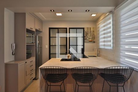 Cozinha de apartamento para alugar com 1 quarto, 54m² em Pinheiros, São Paulo