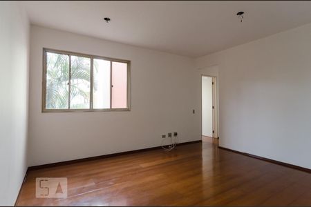 Sala de apartamento à venda com 3 quartos, 74m² em Jardim Ubirajara (zona Sul), São Paulo