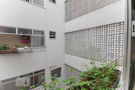 Apartamento à venda com 80m², 3 quartos e sem vagaVista da área de serviço