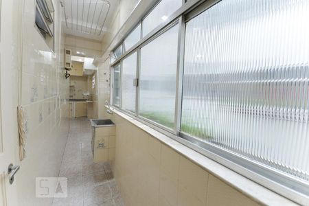 Apartamento à venda com 80m², 3 quartos e sem vagaÁrea de Serviço