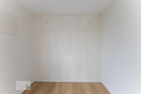 Apartamento à venda com 80m², 3 quartos e sem vagaSuíte