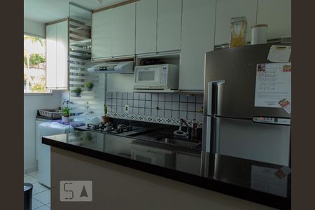 Cozinha de Apartamento com 2 quartos, 50m² Vila Carminha 