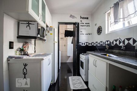 Apartamento à venda com 94m², 2 quartos e 2 vagasCozinha