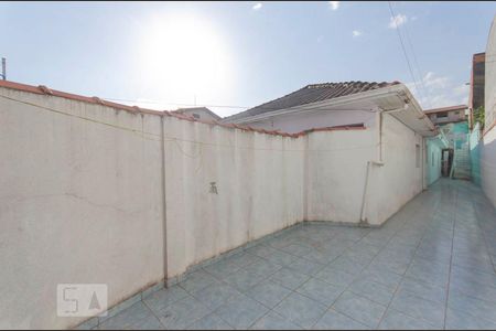 Casa para alugar com 100m², 2 quartos e 1 vaga Casa para alugar com 100m², 2 quartos e 1 vagaGaragem