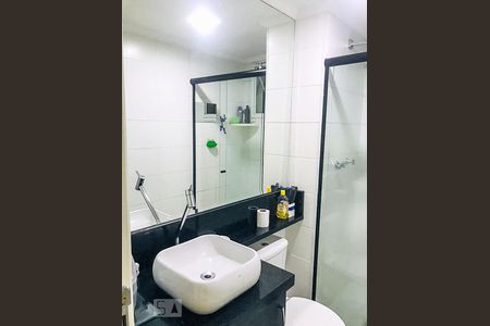 Apartamento à venda com 56m², 2 quartos e 1 vaga Apartamento à venda com 56m², 2 quartos e 1 vagaBanheiro