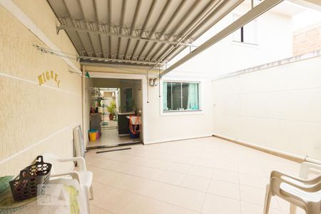 Casa à venda com 187m², 3 quartos e 3 vagas Casa à venda com 187m², 3 quartos e 3 vagasÁrea comum