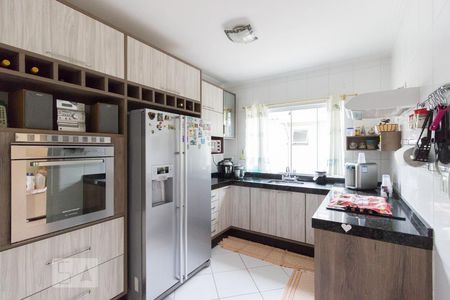 Casa à venda com 187m², 3 quartos e 3 vagas Casa à venda com 187m², 3 quartos e 3 vagasCozinha