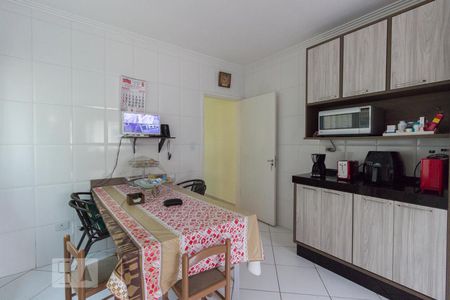 Casa à venda com 187m², 3 quartos e 3 vagas Casa à venda com 187m², 3 quartos e 3 vagasCozinha