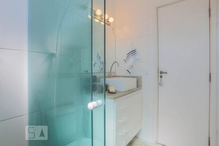 Apartamento à venda com 64m², 2 quartos e 1 vagaBanheiro