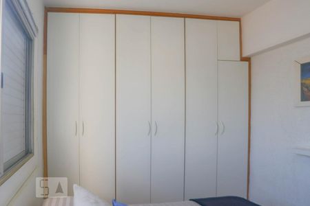 Apartamento à venda com 64m², 2 quartos e 1 vagaQuarto 2