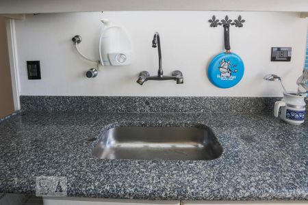 Apartamento à venda com 64m², 2 quartos e 1 vagaCozinha