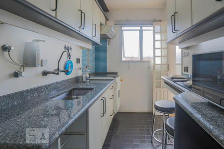 Apartamento à venda com 64m², 2 quartos e 1 vagaCozinha
