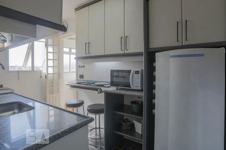 Apartamento à venda com 64m², 2 quartos e 1 vagaCozinha