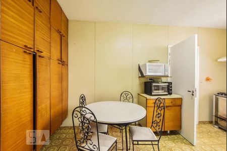 Apartamento à venda com 148m², 3 quartos e 2 vagasCozinha