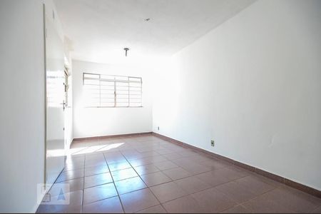 Casa à venda com 168m², 2 quartos e 5 vagasQuarto 1 da edícula 