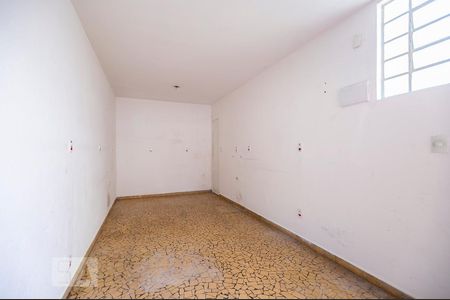 Casa à venda com 168m², 2 quartos e 5 vagasGaragem Coberta