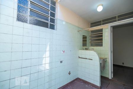Casa à venda com 168m², 2 quartos e 5 vagasÁrea de Serviço