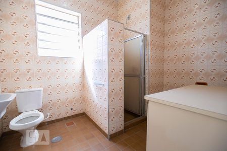 Casa à venda com 168m², 2 quartos e 5 vagasBanheiro