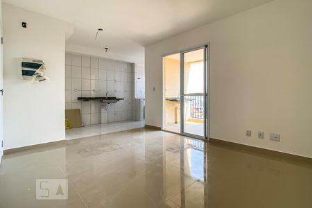 Sala de apartamento para alugar com 2 quartos, 56m² em Vila São Rafael, Guarulhos