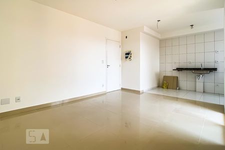 Sala de apartamento para alugar com 2 quartos, 56m² em Vila São Rafael, Guarulhos