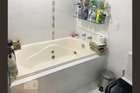 Apartamento à venda com 154m², 3 quartos e 2 vagasCloset suíte 