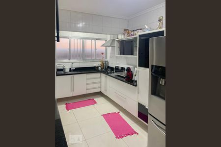 Apartamento à venda com 154m², 3 quartos e 2 vagasCozinha