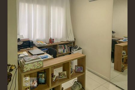 Apartamento à venda com 154m², 3 quartos e 2 vagasEscritório 