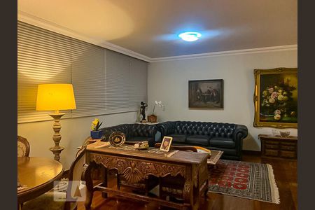 Apartamento à venda com 250m², 4 quartos e 4 vagasSala