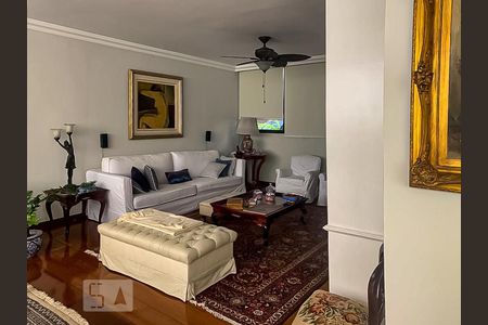 Apartamento à venda com 250m², 4 quartos e 4 vagasSala