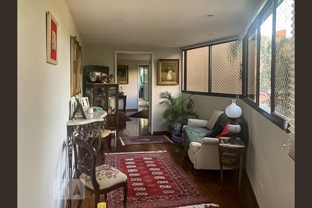 Apartamento à venda com 250m², 4 quartos e 4 vagasSala