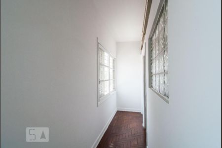 Corredor de casa à venda com 3 quartos, 150m² em Vila São José (ipiranga), São Paulo