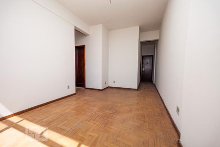 Sala de Apartamento com 1 quarto, 58m² Centro