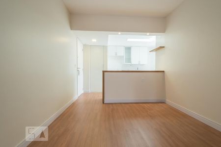 Sala de apartamento para alugar com 3 quartos, 89m² em Jardim das Acácias, São Paulo