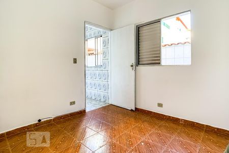 Quarto de casa para alugar com 1 quarto, 30m² em Jardim Munhoz, Guarulhos